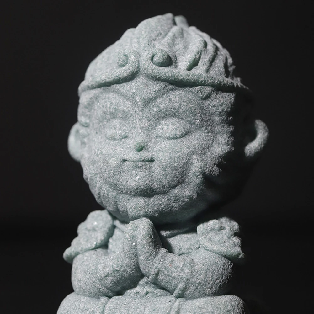 Настольное украшение Сунь-Укун смоляная статуя короля обезьян Укун Будды