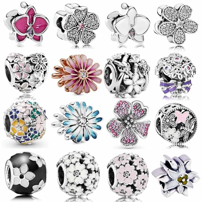 

Женский браслет из серебра 925 пробы, с Шармами