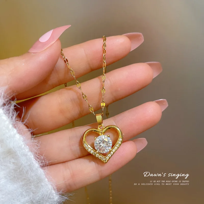

Fashion Artificial Gems Not Fade Color Heart Pendant Neck Chain For Women Gold Color Titanium Steel Necklaces Jewelry Gift