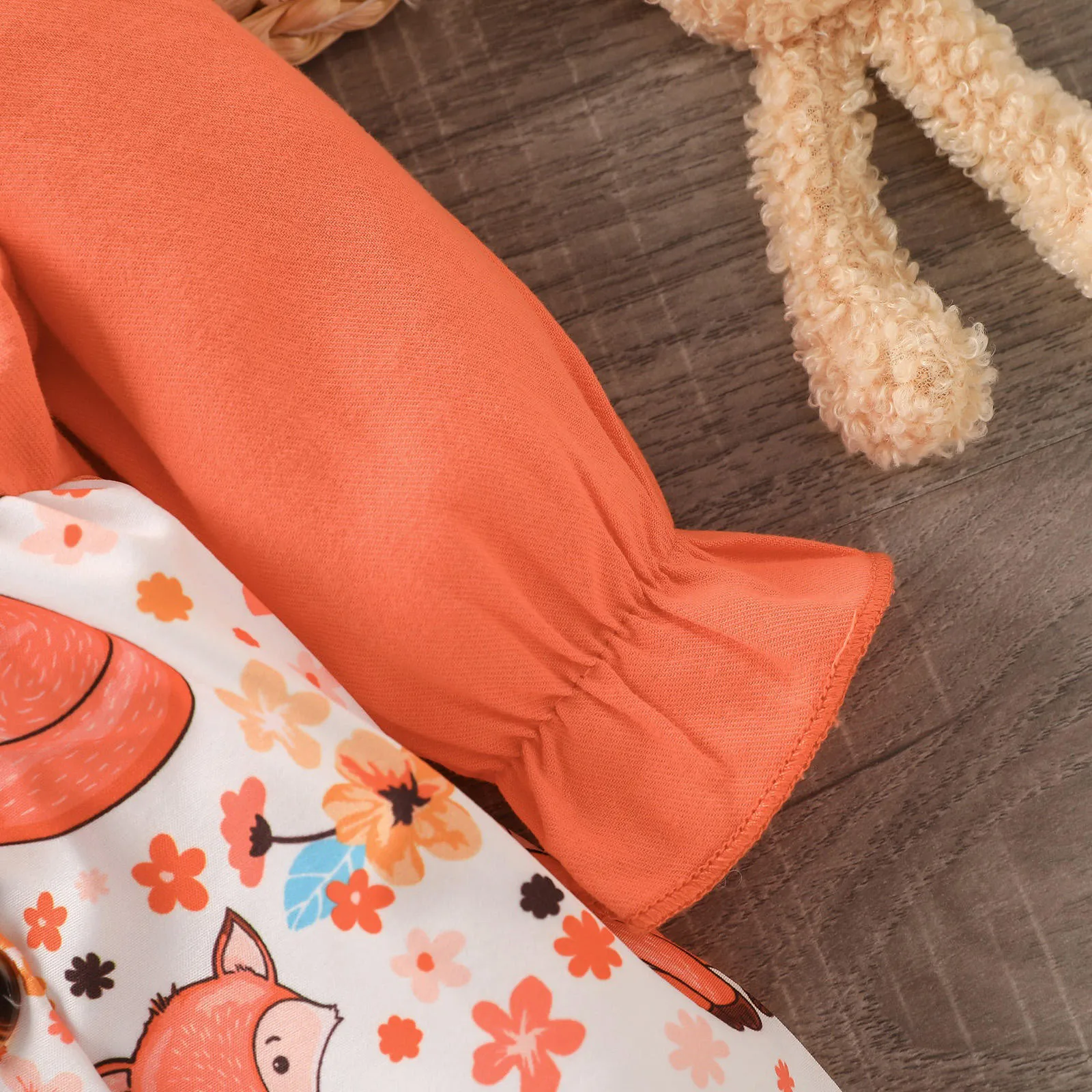 Демисезонное платье для маленьких девочек с длинным рукавом и цветочным принтом