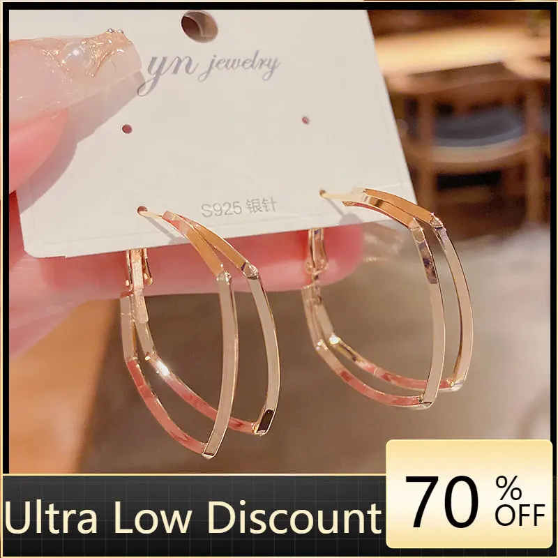 

Fashion Geometric Earrings Hollow Ladies Geometric Golden Metal Square Earrings серьга 2022 Fashion Trend Jewelry Gifts