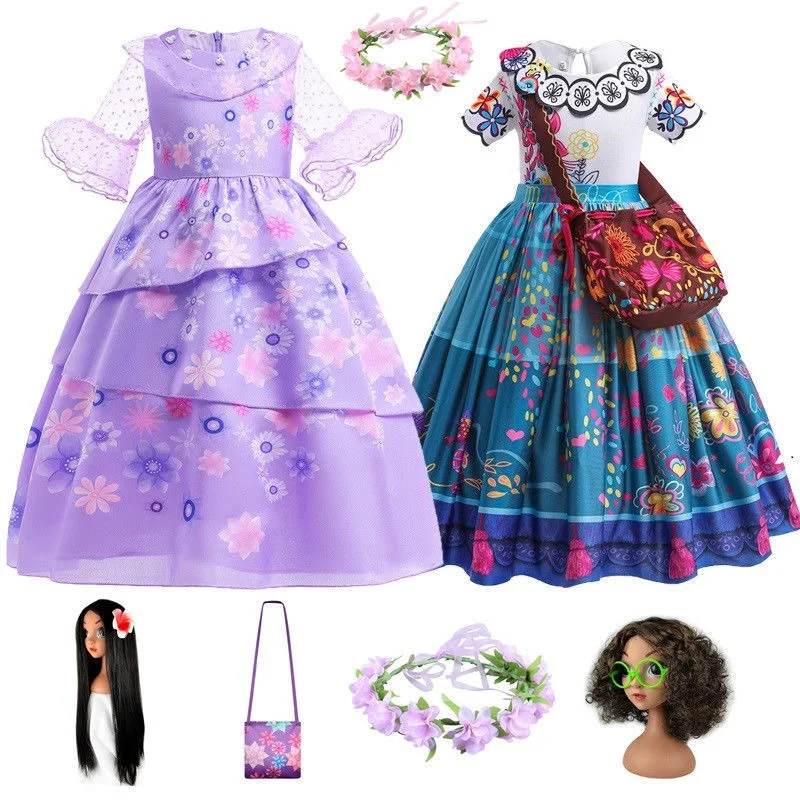 

Костюм принцессы из м/ф «мадригал Изабелла»