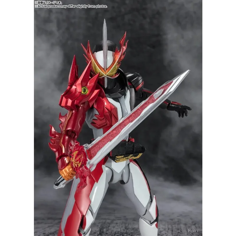 В наличии: Bandai S.H.Figuarts Kamen Rider Saber Brave Dragon Reiwa, подвижная фигурка, коллекционная модель, официальный продукт. (art.: 3920dcf07c545) - 3920dcf07c545