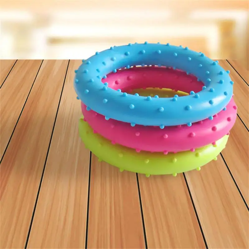 

Dog Chewing Ring Rubber Molar Toy Bite-resistant Thorn Circle for Dog Puppy Tooth Cleaning Molar Training Safe Toy 3-Colored
