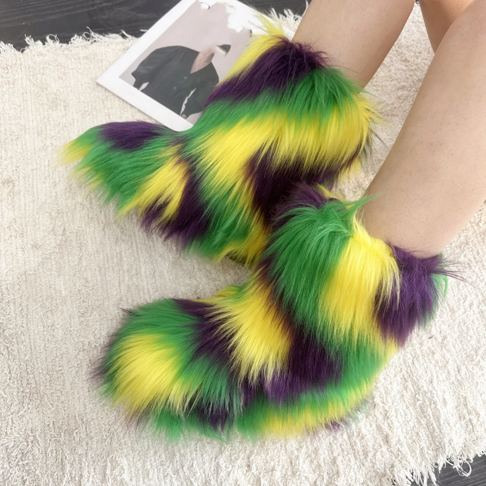 Фото Женские короткие меховые сапоги Mardi Gras Mambo из искусственного меха, пушистые, теплые, удобные, для улицы, на плоской подошве №4