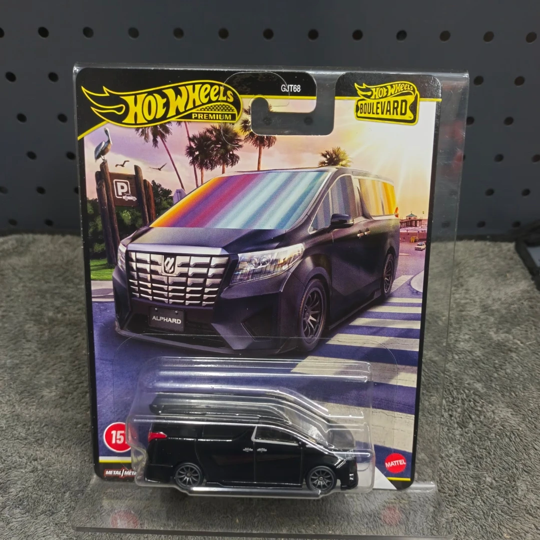 Фото Модель автомобиля Hot Wheels GJT68 Boulevard Premium Series: Toyota GR Supra, Darsun King Cab, Toyota Alphard, Jeepster Commando, Koenigsegg №2