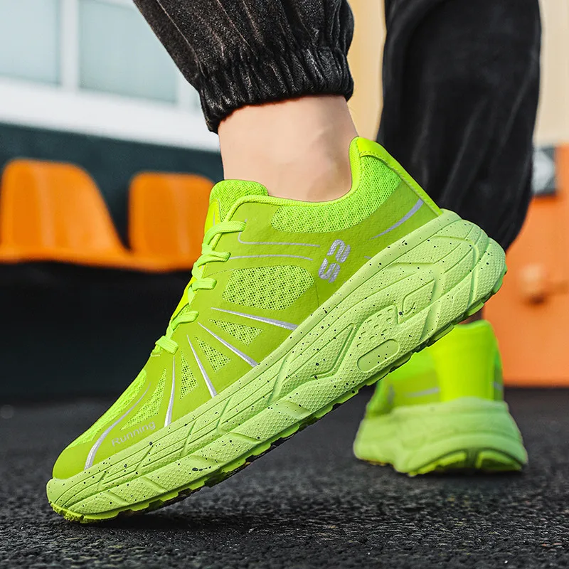 Trend Green Men's Running Shoes Lightweight Jogging Platform Sneakers Men Couple Sports Shoes Breathable Athletic Training Shoes