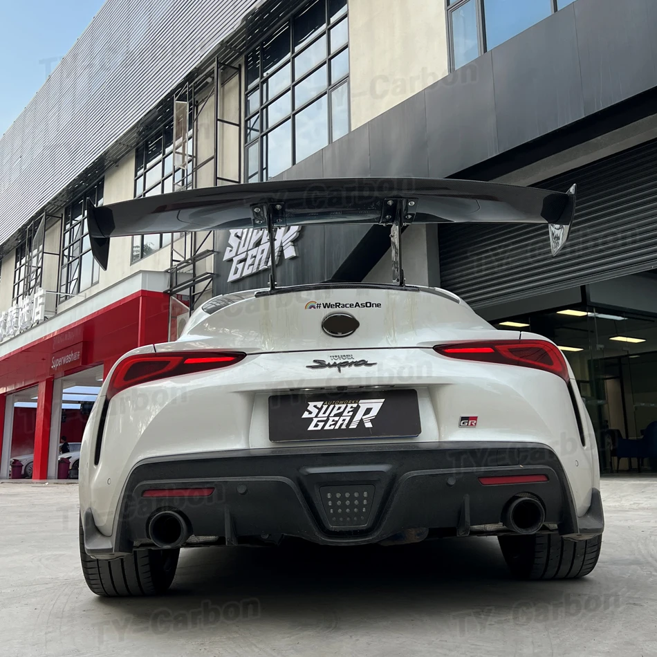 Фото Спойлер из настоящего углеродного волокна в стиле VRS для Toyota Supra GR MK5 A90 A91, спойлер багажника, закрылки заднего крыла, переключатель багажника автомобиля FRP 2019+ №2