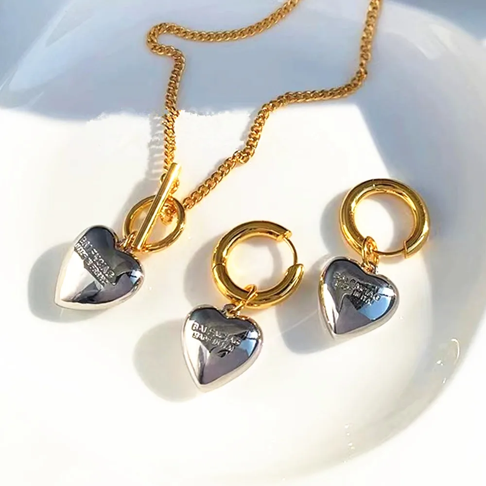 

Корейская мода двухцветное трехмерное ожерелье love женские модные серьги высокого класса