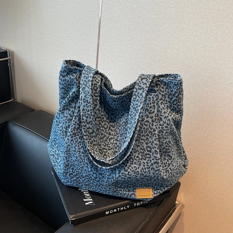 Сумки-тоут большой емкости с швейными нитками внутреннее отделение 2024