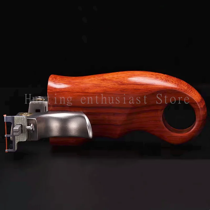 

Outdoor Sport Hunting Slingshot High Quality Stainless Steel Slingshot Wooden Handle with Rubber Band Shooting Catapult