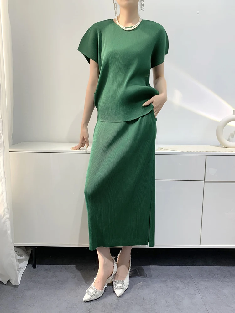 

Miyake Short Sleeve Solid Colour Elegant Demure Fashion Design Women Round Neck Top + Split Styles Pleated Summer Half Skirt