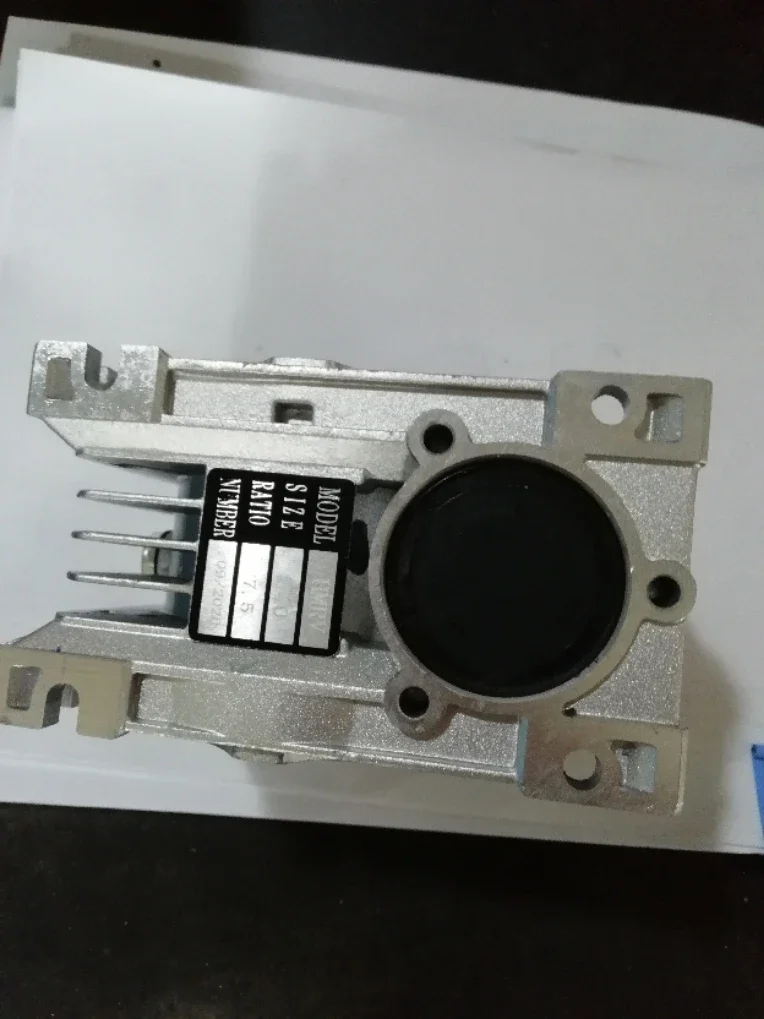 Редуктор червячного редуктора NMRV040 с масляным уплотнением диаметр входного