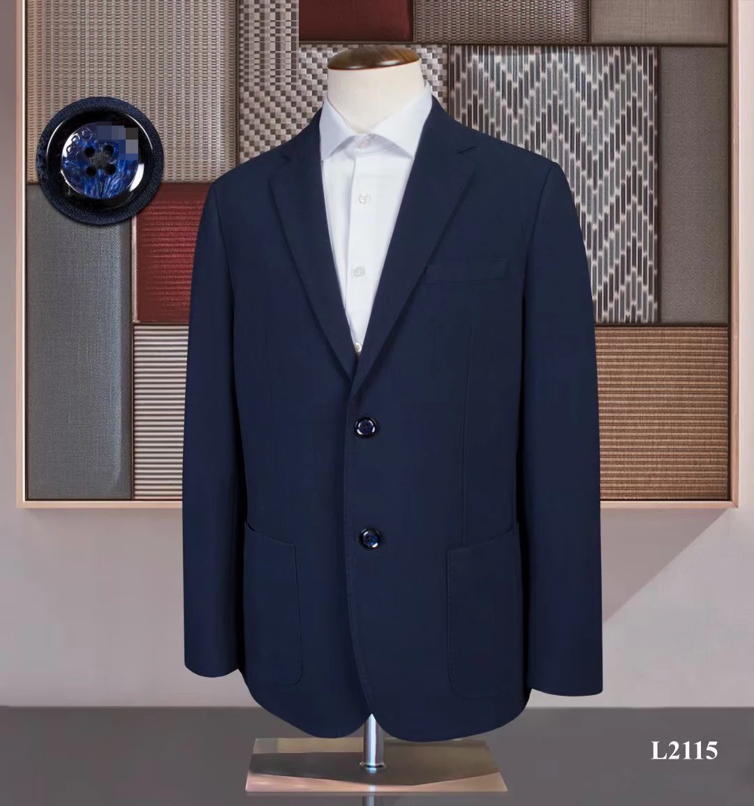 

Мужской деловой пиджак с карманами на пуговицах, большого размера