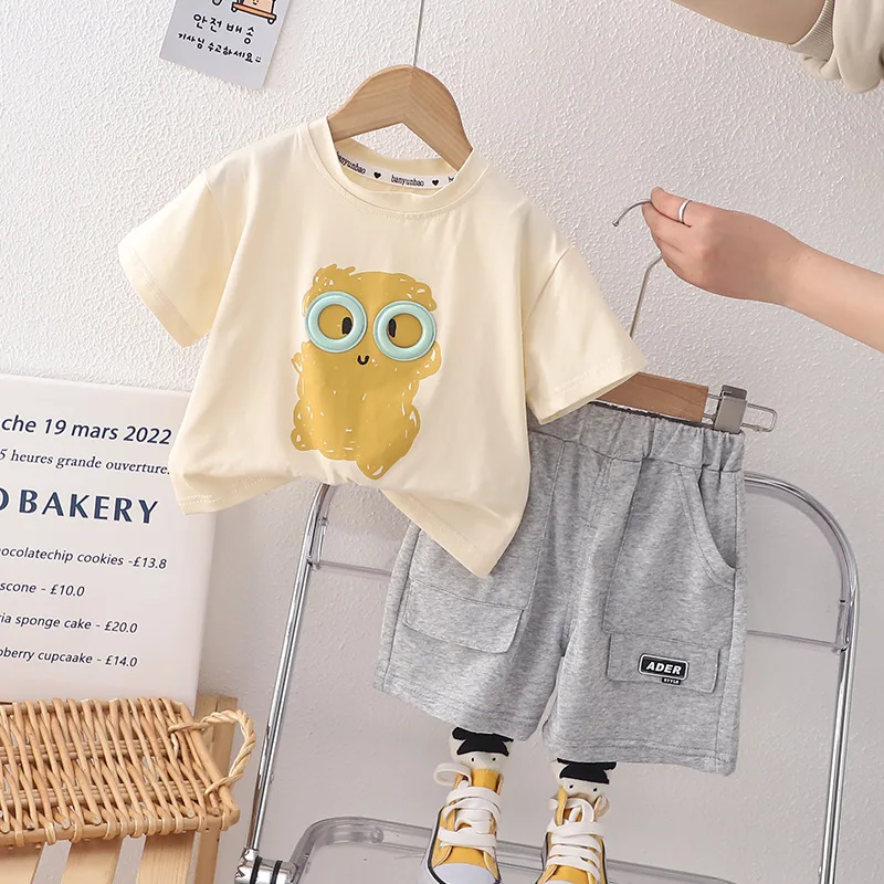 

2023 Summer Kids Set Boy Cute With Glasses Print Short Sleeved T-shirt Shorts 2 Pieces Korean Fashion Casual Children's Clothes