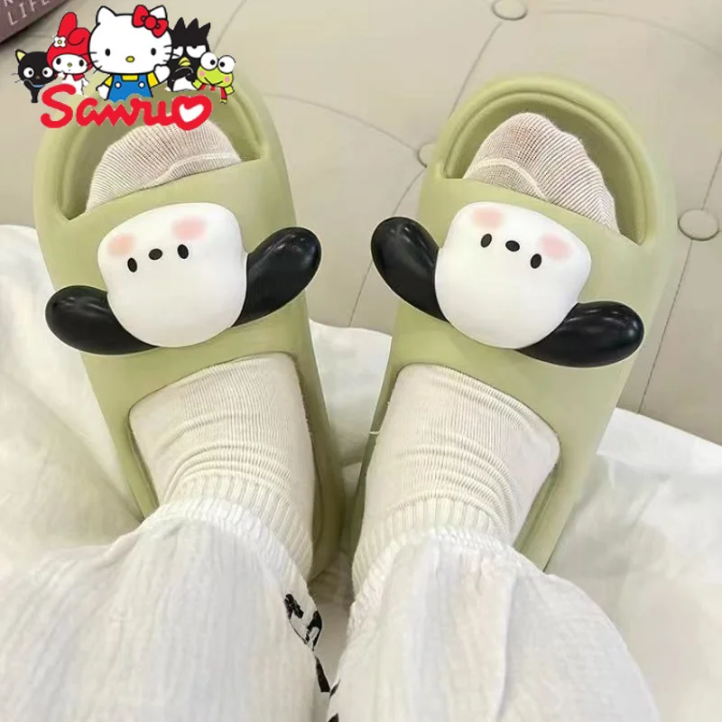 

Sanrio Melody Kuromi Hello Kitty Cinnamoroll Pochacco Slippers Women's Feeling of Summer Home Bathing Wearing Non-slip Sandals