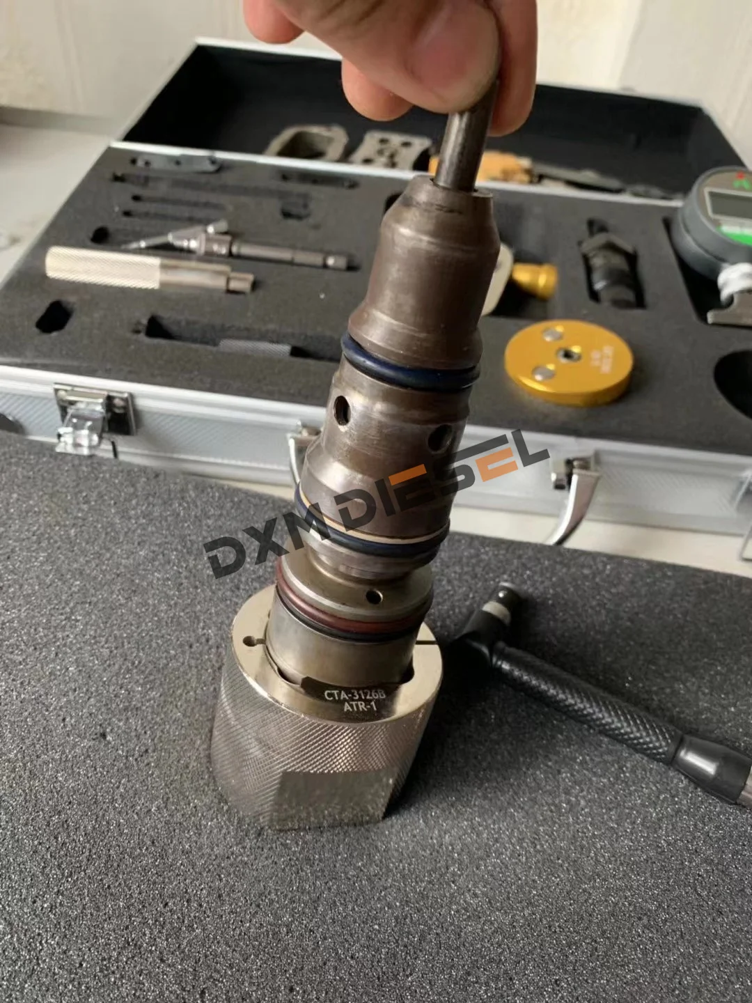 

DXM common rail injector nozzle armature lift travel tester gauge tool for BO-SCH 110 120