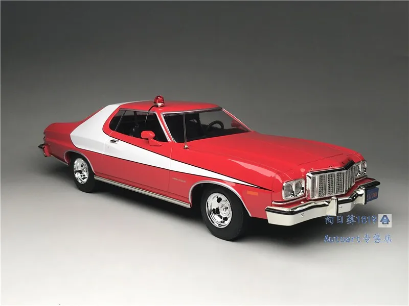 

Модель автомобиля Greenlight 1/18 1976 FORD GRAN TORINO