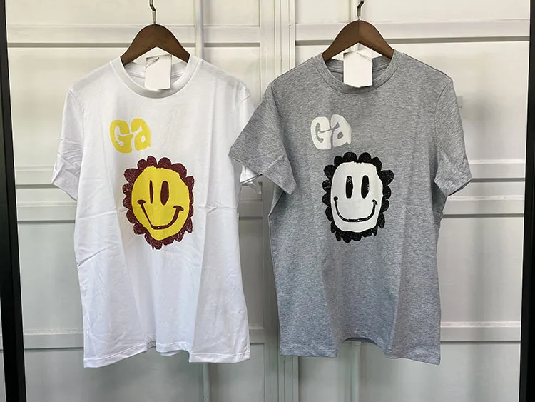 

Women Sun Flower Smiley Do Old Letter Print Cotton O-Neck T-shirt
