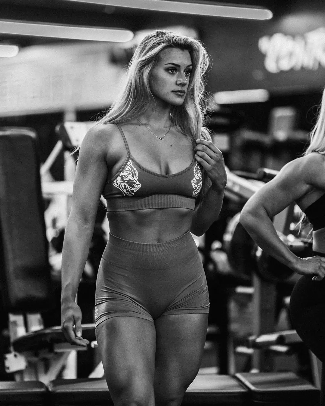 Darcsport Women Shorts No Front Seam High Waist Yoga Pants Women Inseam Fitness Athletic Workout Running Wear Push Up Gym Shorts