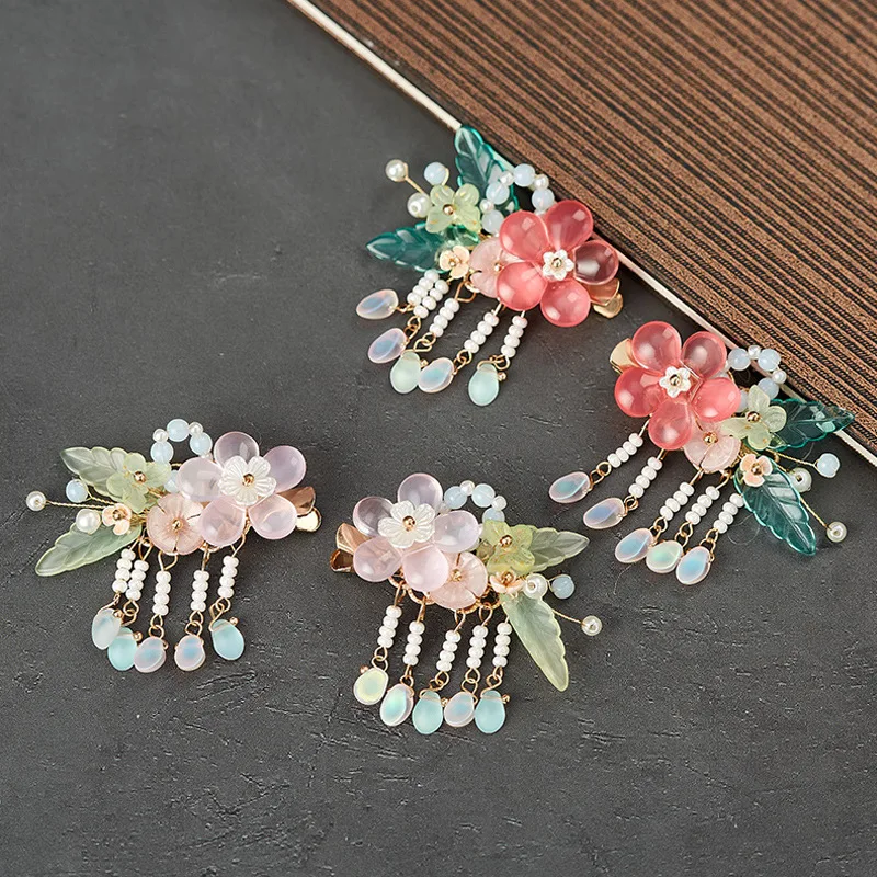 

Женская заколка для волос с цветочной кисточкой