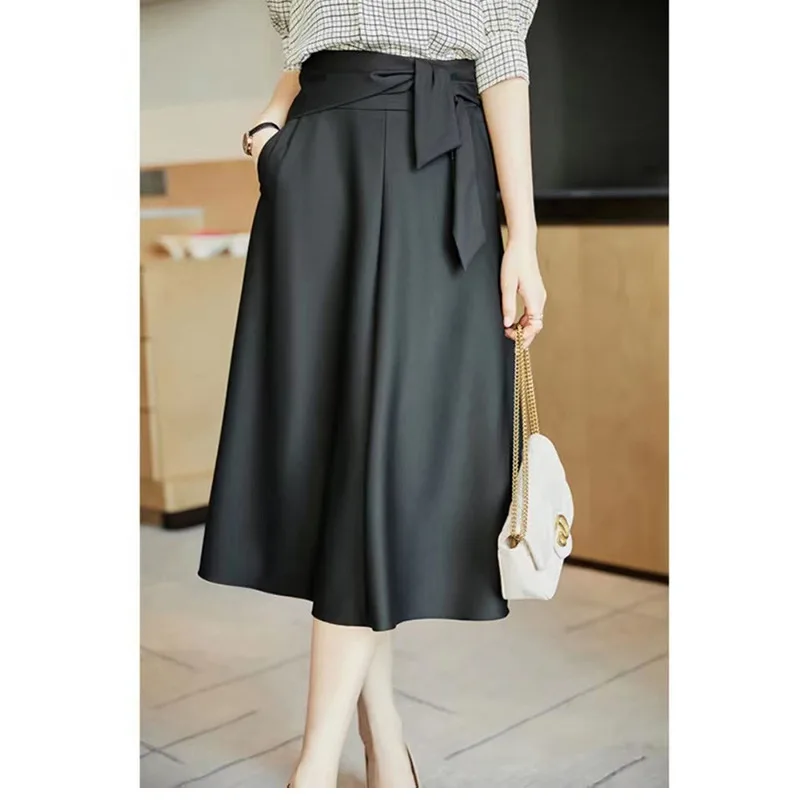 

New Style Fashionable Black High Waist Crotch Revealing Thin Lace Up Mid Length Skirt T Over Knee Skirt for Women