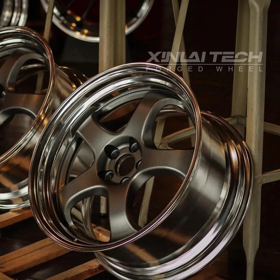 Фото Кованые двухсоставные диски AI Deep Concave 5x120 5x112 5x114.3 18 19 20 21 22 дюйма для легковых автомобилей №1