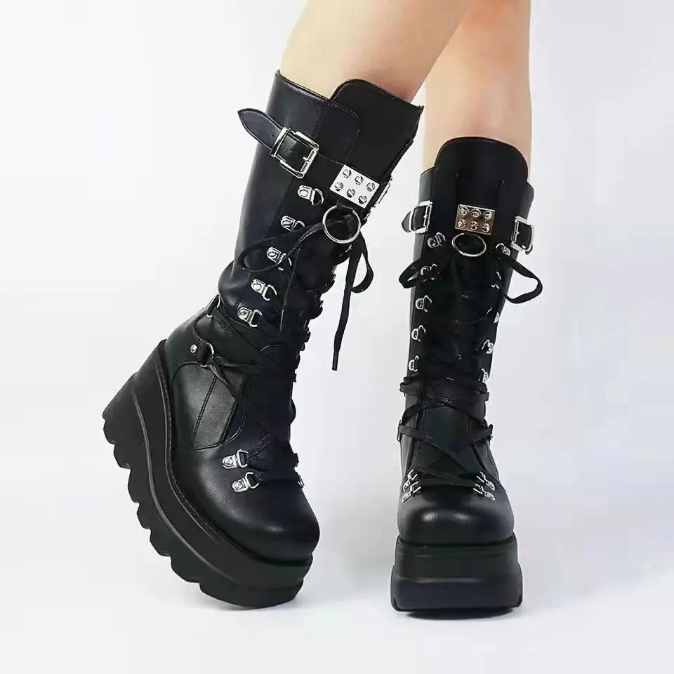 

Sexy Designer Ladies High Platform Boot Autumn Novelty Fashion Rivet Goth High Heels Women's Boots Retro Luxury Punk Shoes Woman