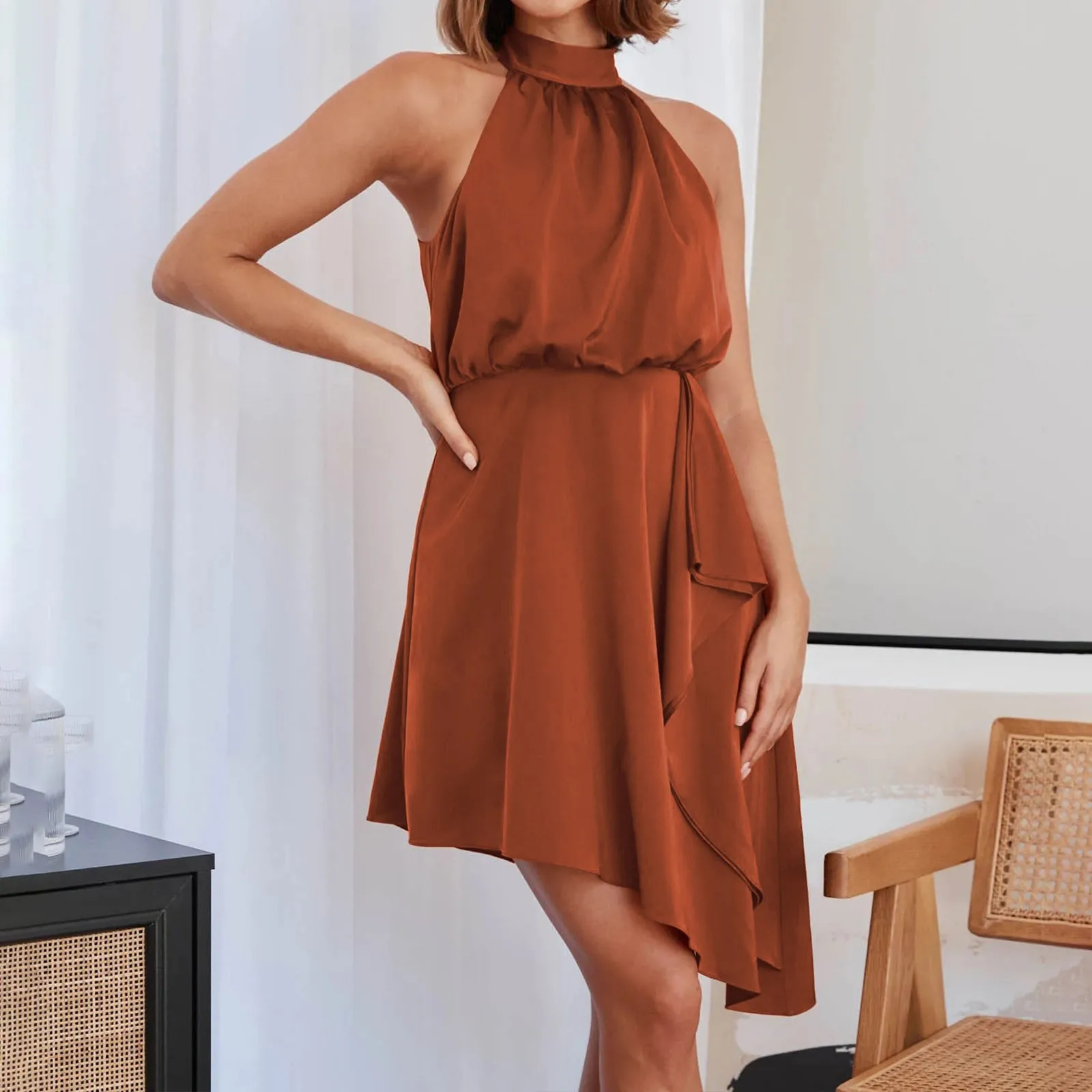 Рисунок 5 - Женские платья, элегантные атласные