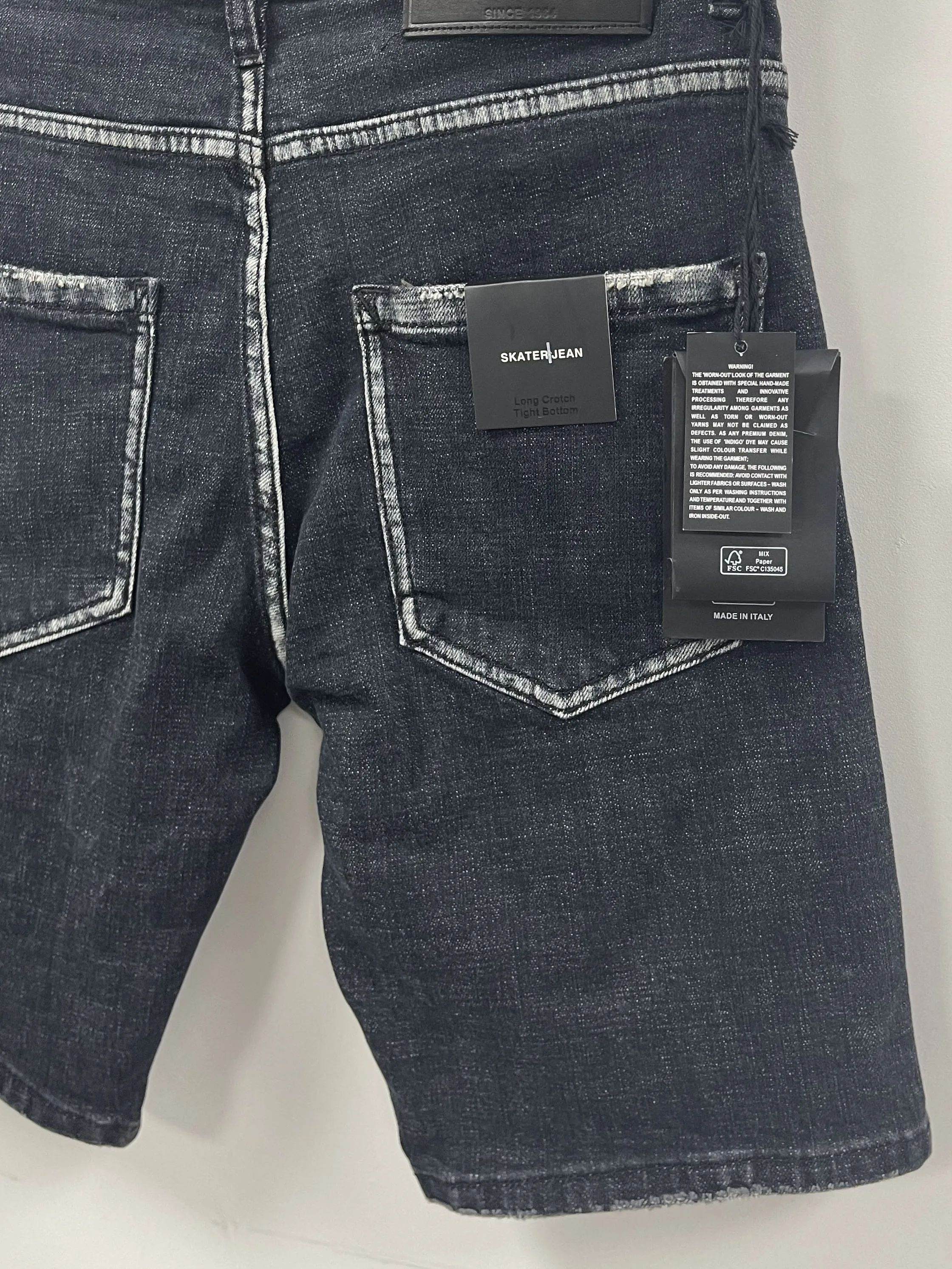 2024 Summer D2 Jeans Trendy Men's Water Washed Worn Hole Patch Light Blue Slim Fit Micro Elastic Denim Shorts Men