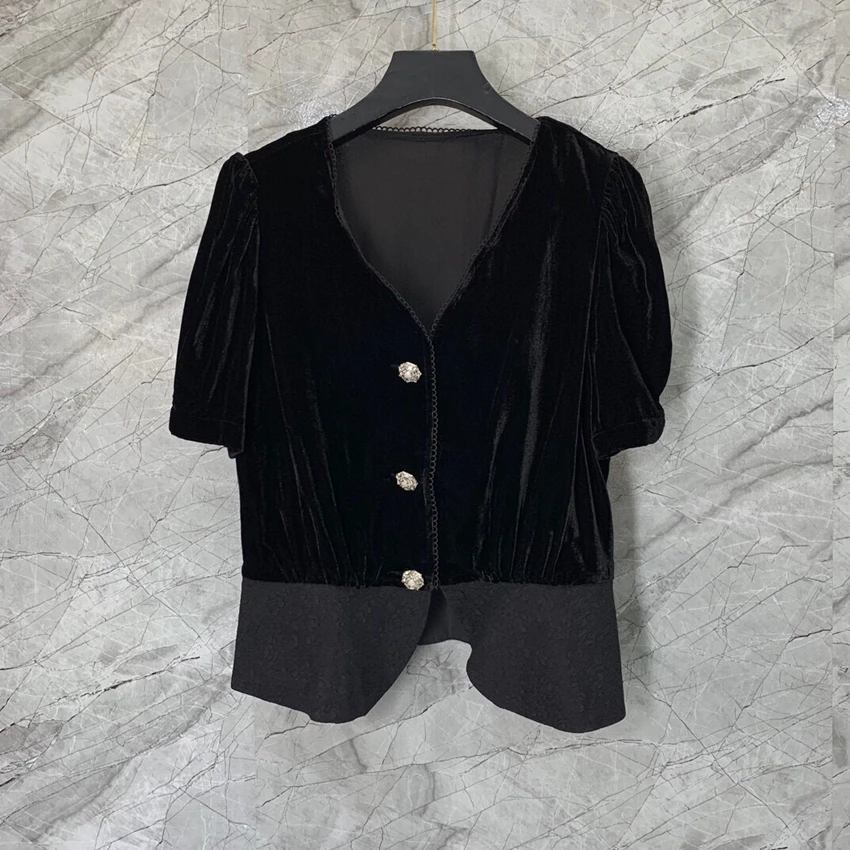 

2023 new women fashion short sleeve sexy casual V-neck diamond buckle decorative velvet top 0813