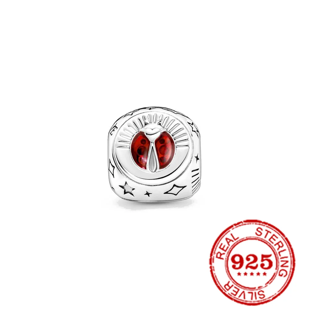 Женский браслет из серебра 2022 пробы с красным яблоком вишней снеговиком |