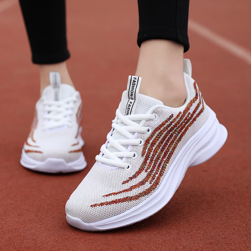 

New women's casual shoes sports shoes ultra light and comfortable sports shoes flying woven tennis women's flat bottom