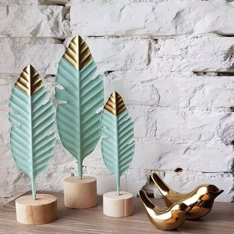 

Feather Wooden Decorations Simple Miniature Figurines for Living Room Table Office Home Decoration Accessories
