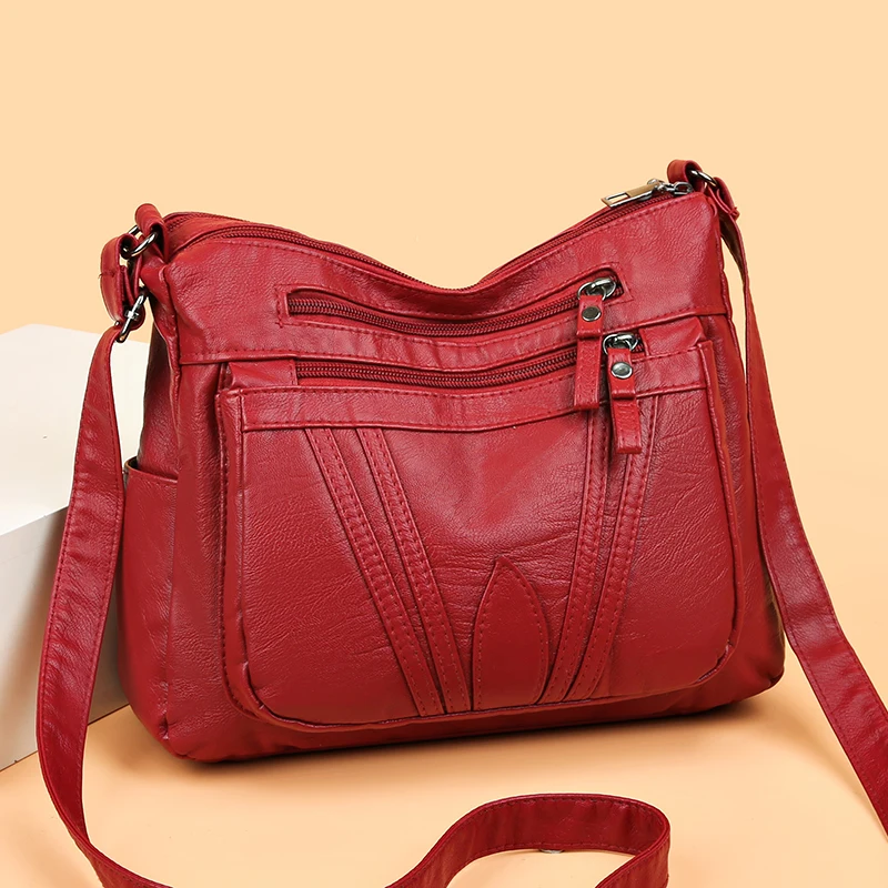 Женская сумка из овечьей кожи