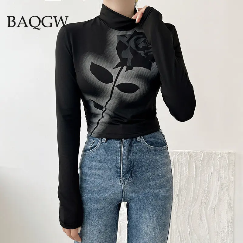 Футболка женская с длинным рукавом базовый облегающий топ принтом роз