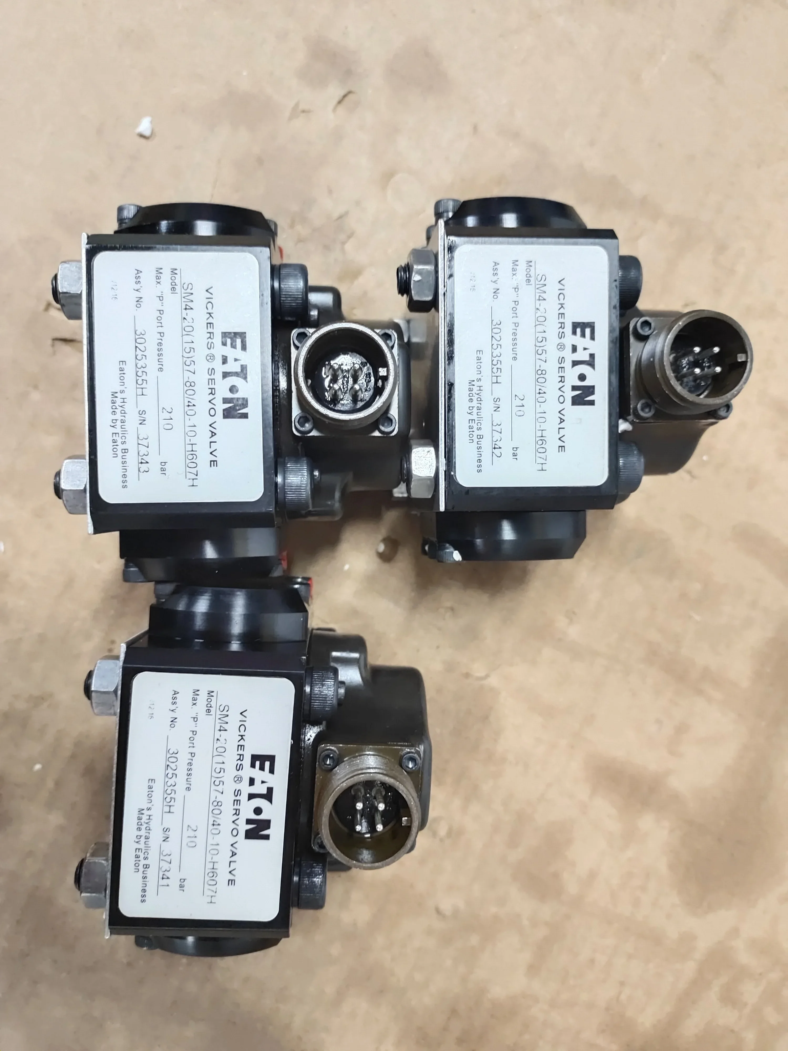 Eaton SM4-40(40)151-80/40-10-H919 гидравлические пропорциональные сервоклапаны