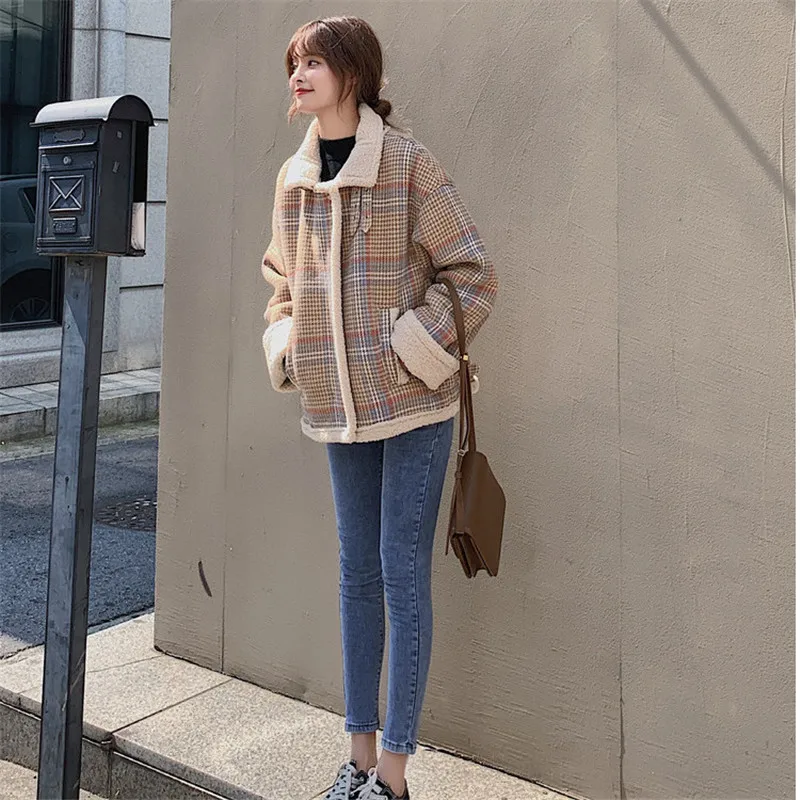 Женские пальто и куртки повседневные теплые клетчатые овечьи шерстяные короткие