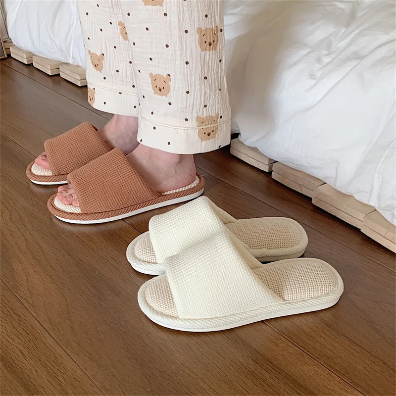 New 2023 Women Cotton Linen Slippers 4 Seasons Indoor Shoes Anti-slip Breathable Platform Slides Ladies Home Floor Slipper