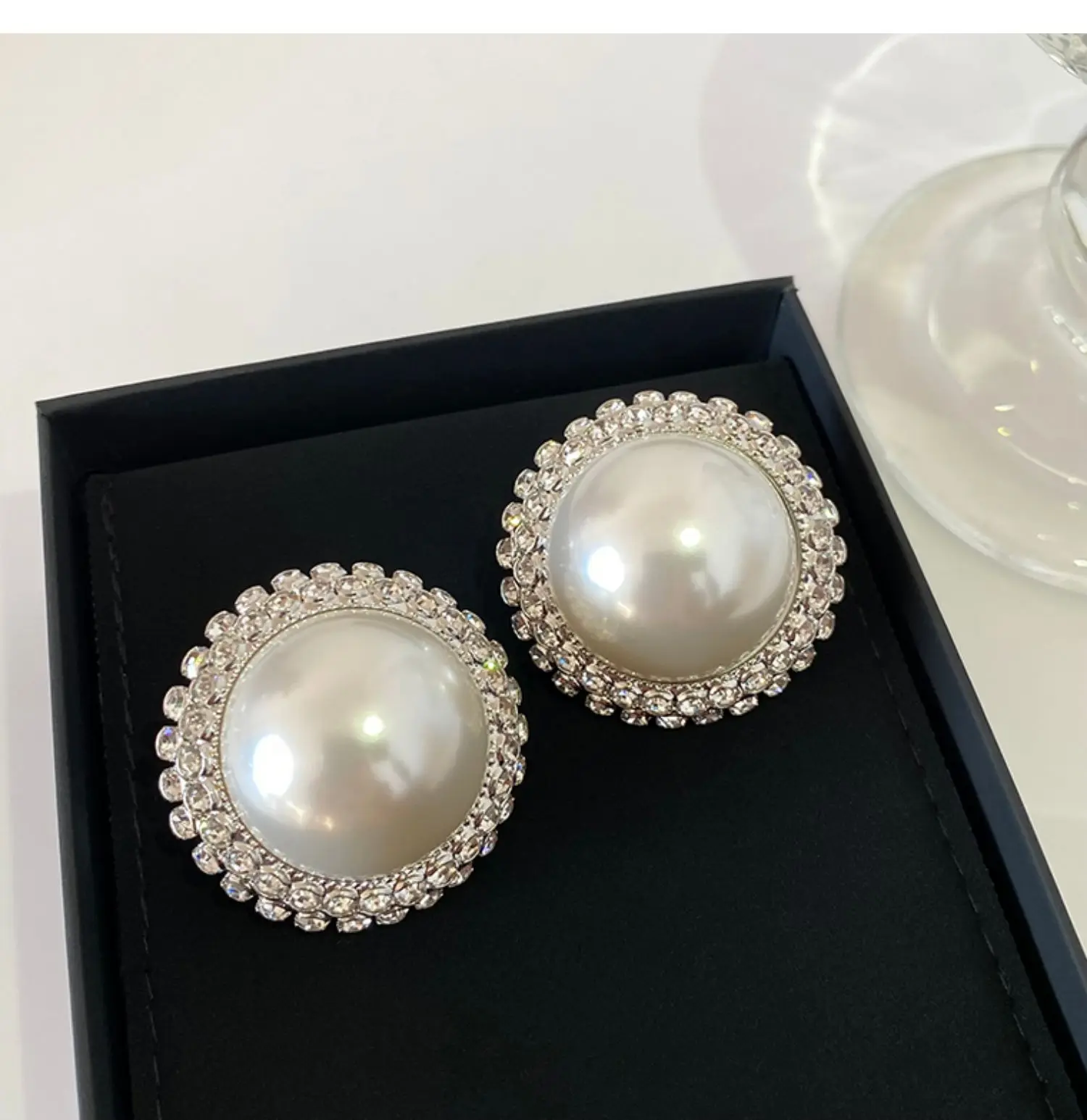 

Большие жемчужные клипсы для женщин без проколов высококачественные крупные характерные серьги большого размера