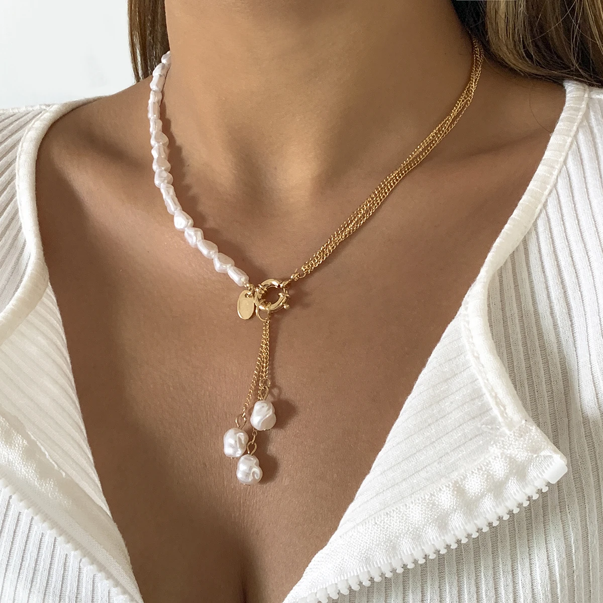 

Ingemark Kpop Baroque Irregular Pearl Pendant Necklace for Women Wedding Punk Chest Tassel Chain OT Buckle Choker Party Jewelry