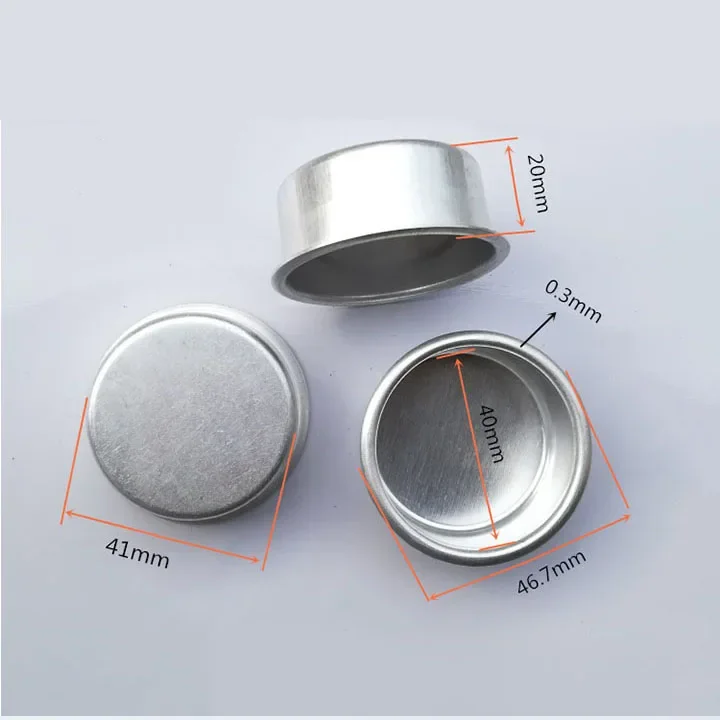 

Серебряные подсвечники из алюминия 20 шт.