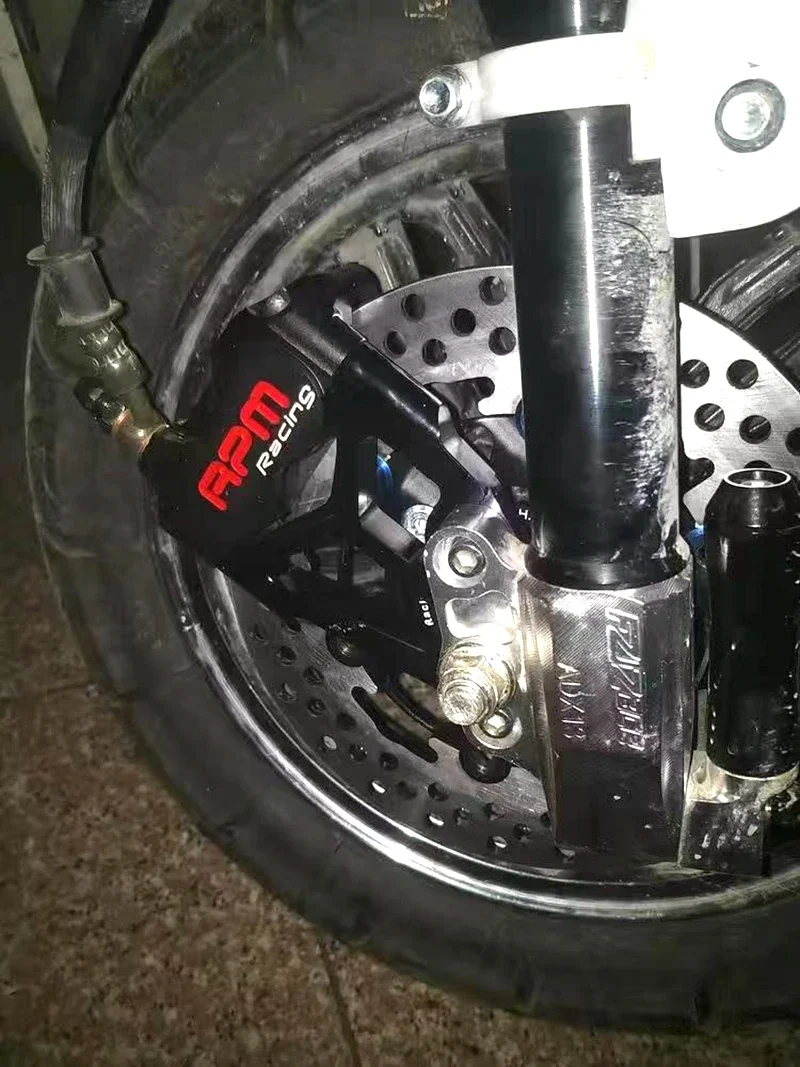 Тормозной суппорт и кронштейн адаптера 220 27/30 ядер 82 мм