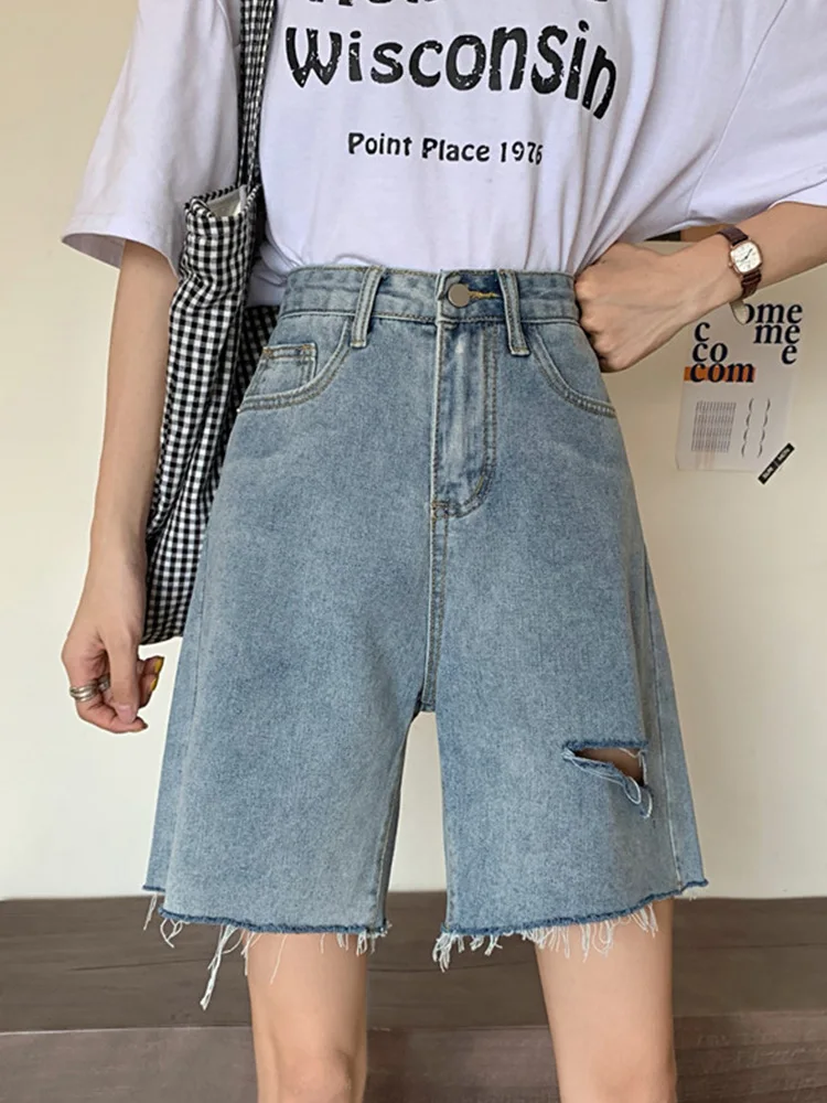 New Spring Summer Women Frayed Hole Retro Blue Denim Shorts Streetwear Female Wide Leg Raw Hem Jeans Shorts Bottoms