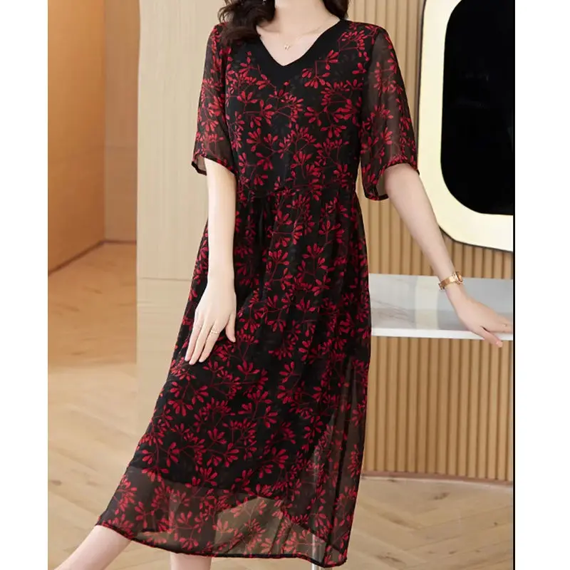 Женское шифоновое платье на завязках элегантное приталенное с коротким рукавом