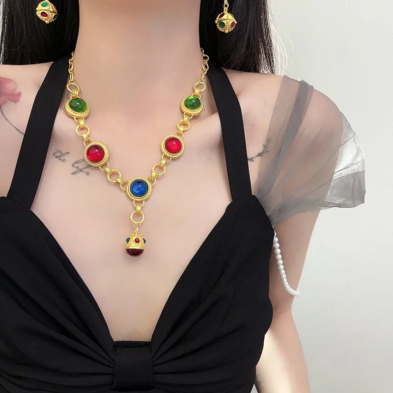 Женские винтажные серьги с кристаллами