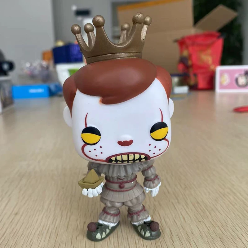 

SE Freddy Cosplay Pennywise Action Figure Toys