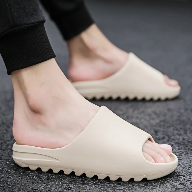 2022 Summer Women And Man Non-Slip Shoes Cozy Soft Thick Platform Slippers Home Bathroom Slides Outdoor Couple Beach Slippers