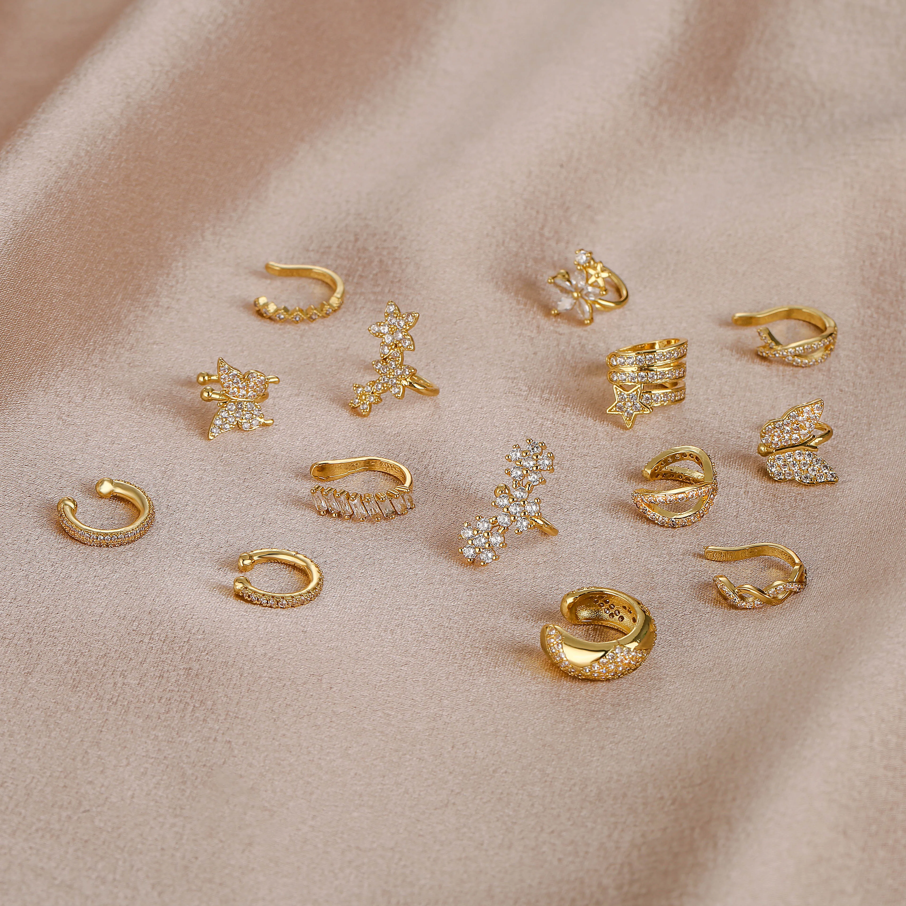 

HECHENG,1 pair, Ear Cuffs Without Piercing Ear Clip Earrings Non-Piercing Fake Cartilage Earrings For Women Jewelry 2022 Gifts