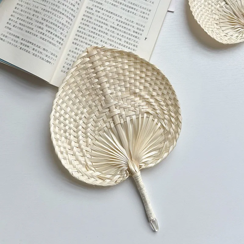 Веер из натурального бамбука и ротанга плетеный веер ручной работы в форме